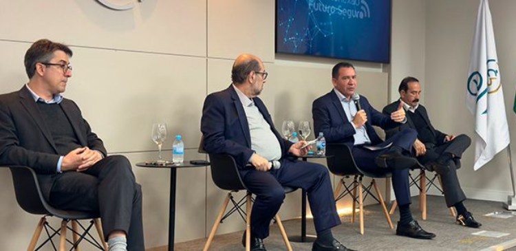 Lideranças discutem novas legislações e os impactos para os corretores de seguros